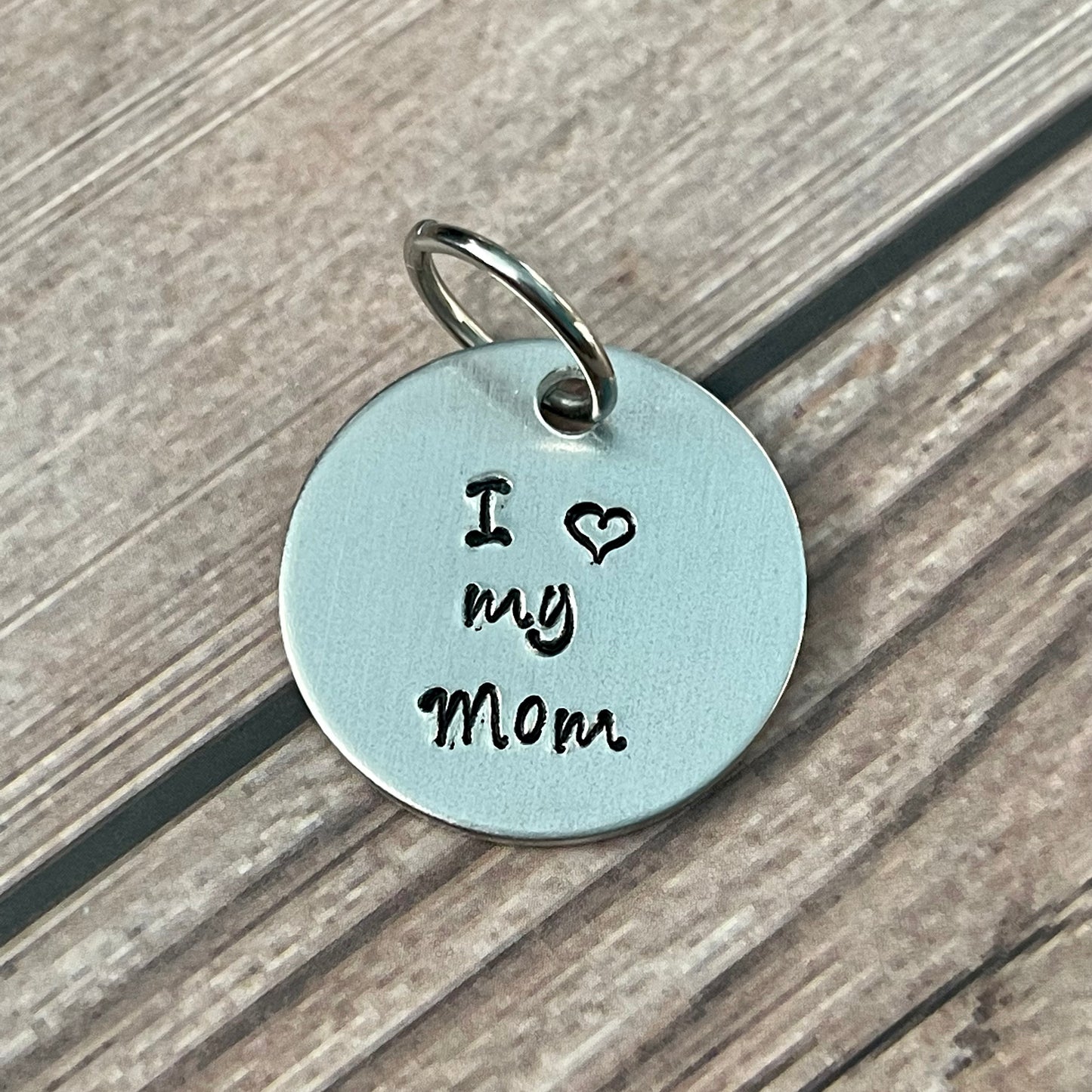 “I HEART MY MOM” Fun Tag